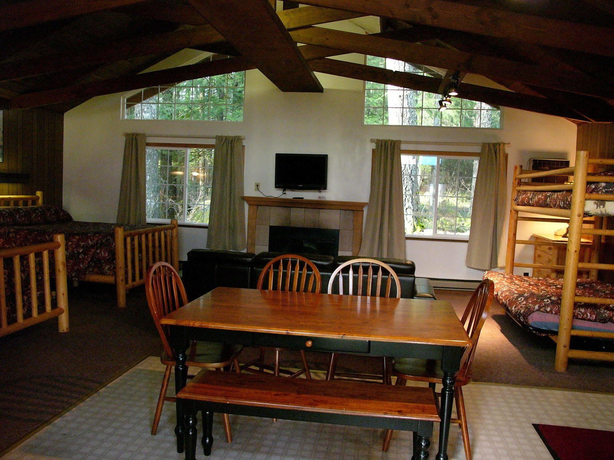 Mountain View Lodge - No Pets Allowed Packwood Exterior foto